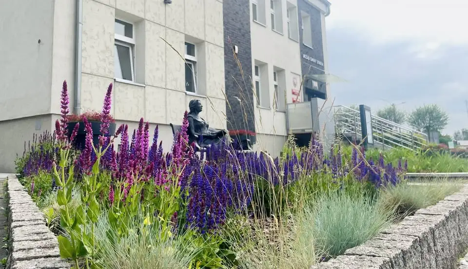 Gmina Dobra podpisuje umowę na dokumentację przebudowy ul. Zielonej w Redlicy