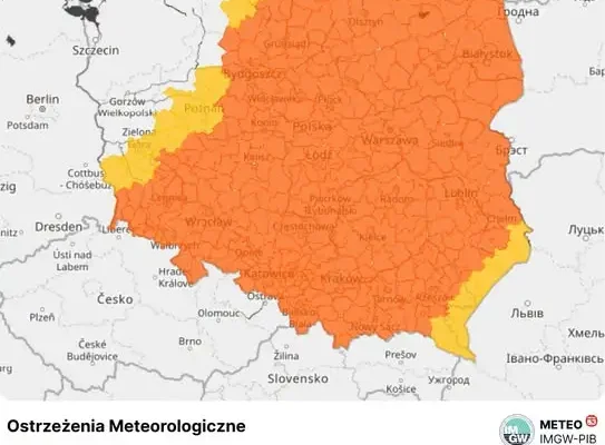 Ostrzeżenia IMGW: burze, ulewy i silny wiatr w całym kraju