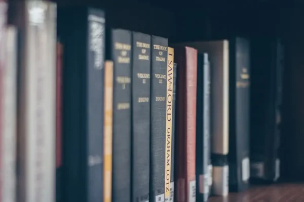 Zmiany w pracy bibliotek w Kamienicy i Zbludzy podczas urlopów