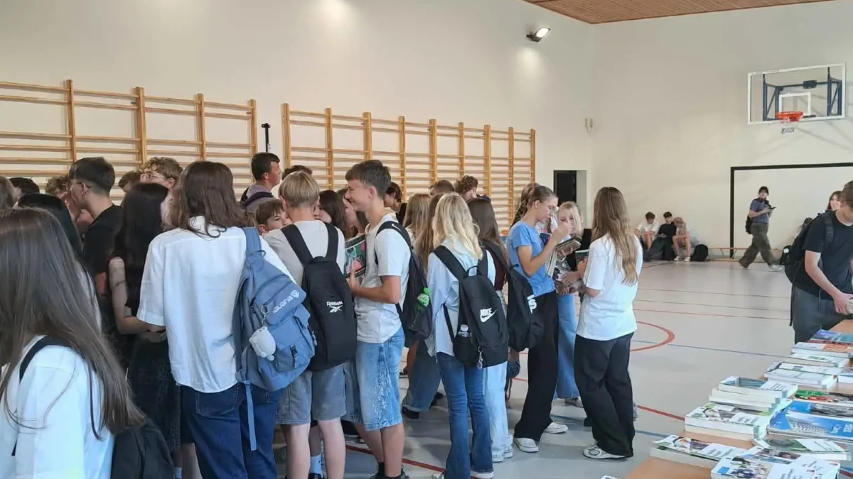 Kiermasz podręczników w limanowskim „Ekonomie” – uczniowie wymienili się książkami