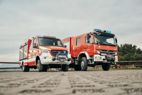 Plama oleju na DK28 w Limanowej – interwencja straży pożarnej
