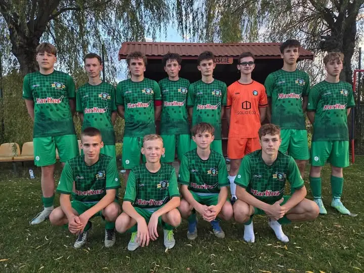 Juniorzy młodsi: Gorce Kamienica rozgromiły LKS Rupniów 5:0