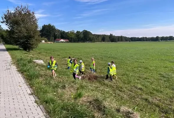 Sprzątanie Świata 2026 w Kamienicy – „SOS dla wody! Niech będzie wolna od śmieci”